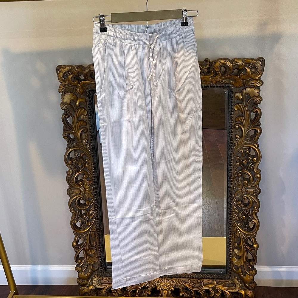 Oslo White Lightweight Pants Ladies Size 4